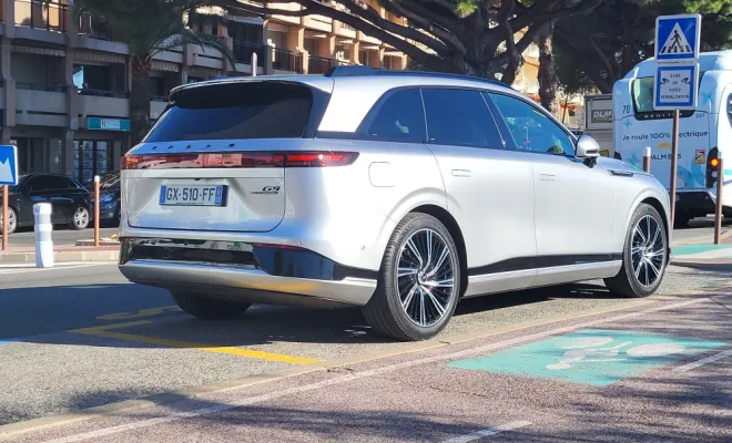 Nouvelle voiture taxi à mandelieu, Mandelieu-la-Napoule, Taxi Penicaut